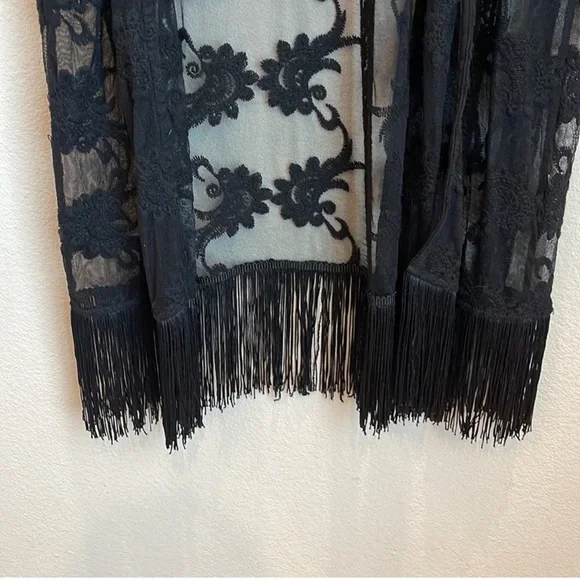 Dex Sheer Fringe Lace Kimono Size Large - Picture 7 of 8